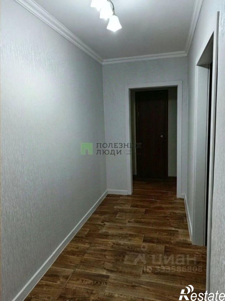 4-комн квартира Солнечный б-р, 1,  д. 1