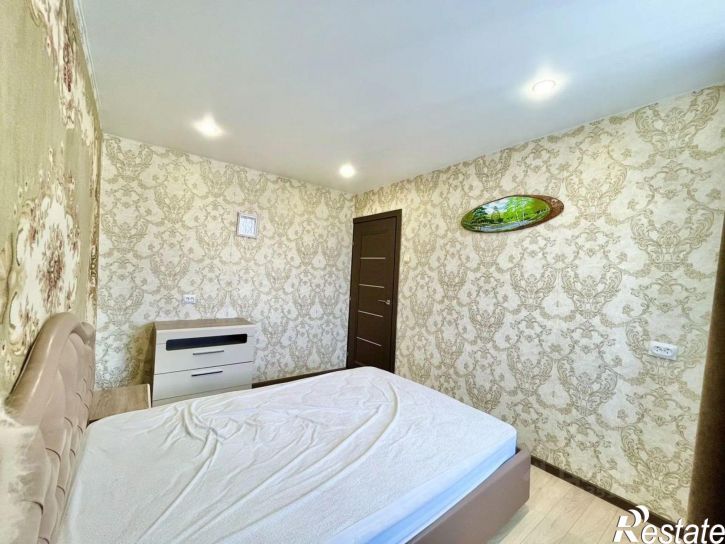 4-комн квартира ул Анфиногенова, 57,  д. 57