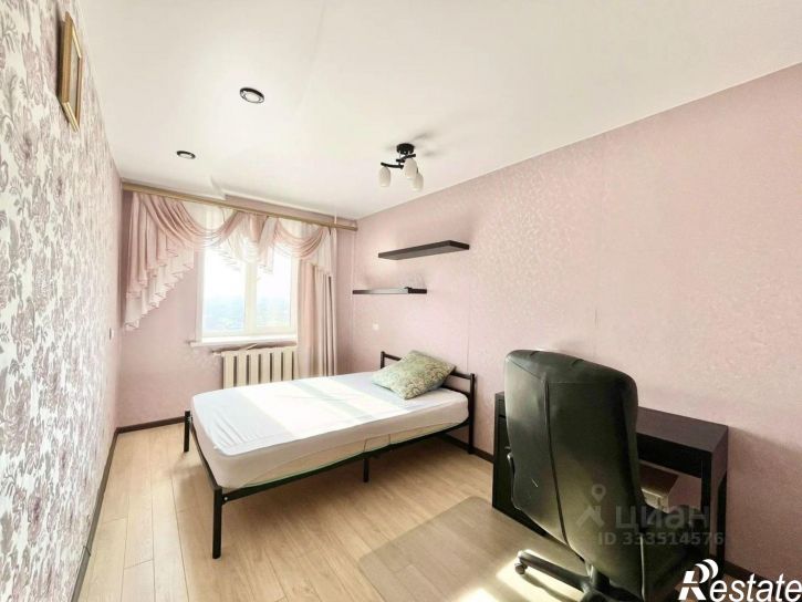 4-комн квартира ул Анфиногенова, 57,  д. 57