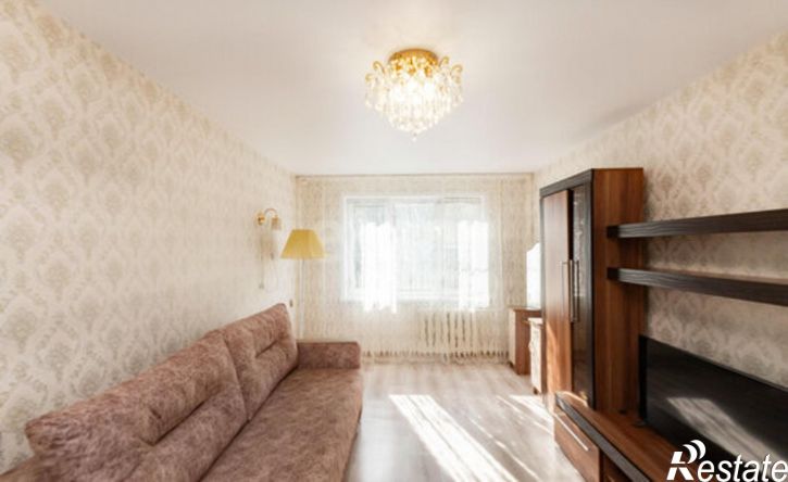 2-комн квартира жилой район Заозёрный, 1-й микрорайон, 30