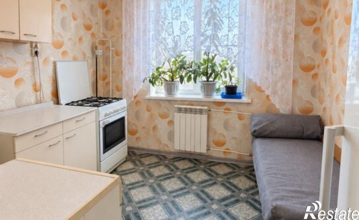 2-комн квартира жилой район Заозёрный, 3-й микрорайон, 24