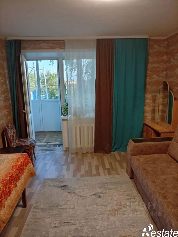 2-комн квартира проспект Конституции, 62,  д. 62