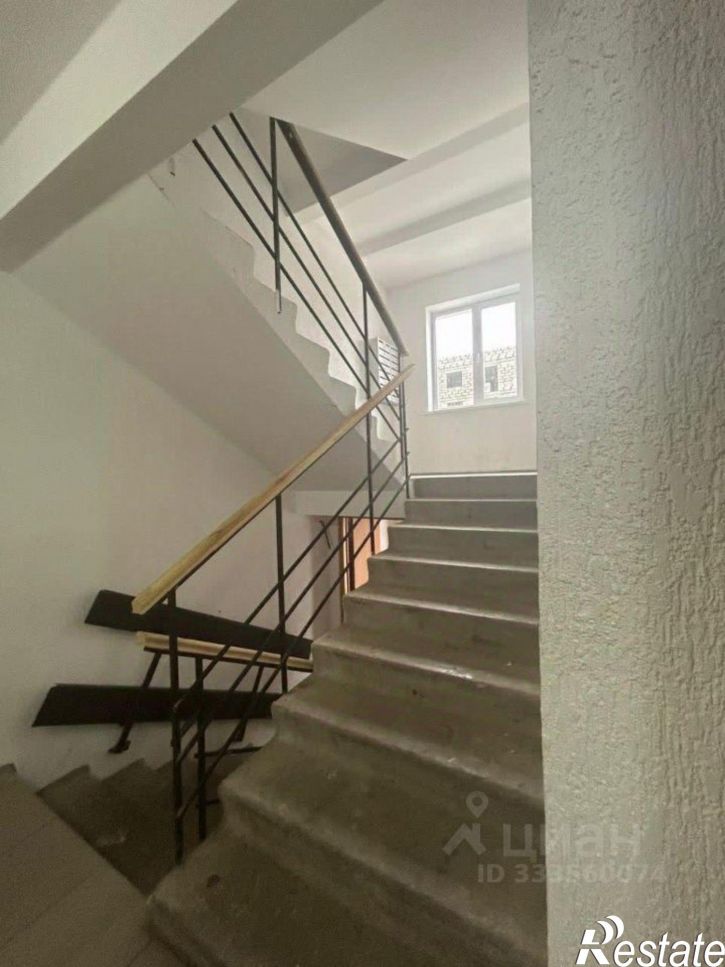 2-комн квартира улица Броневик, 2А,  д. 2А