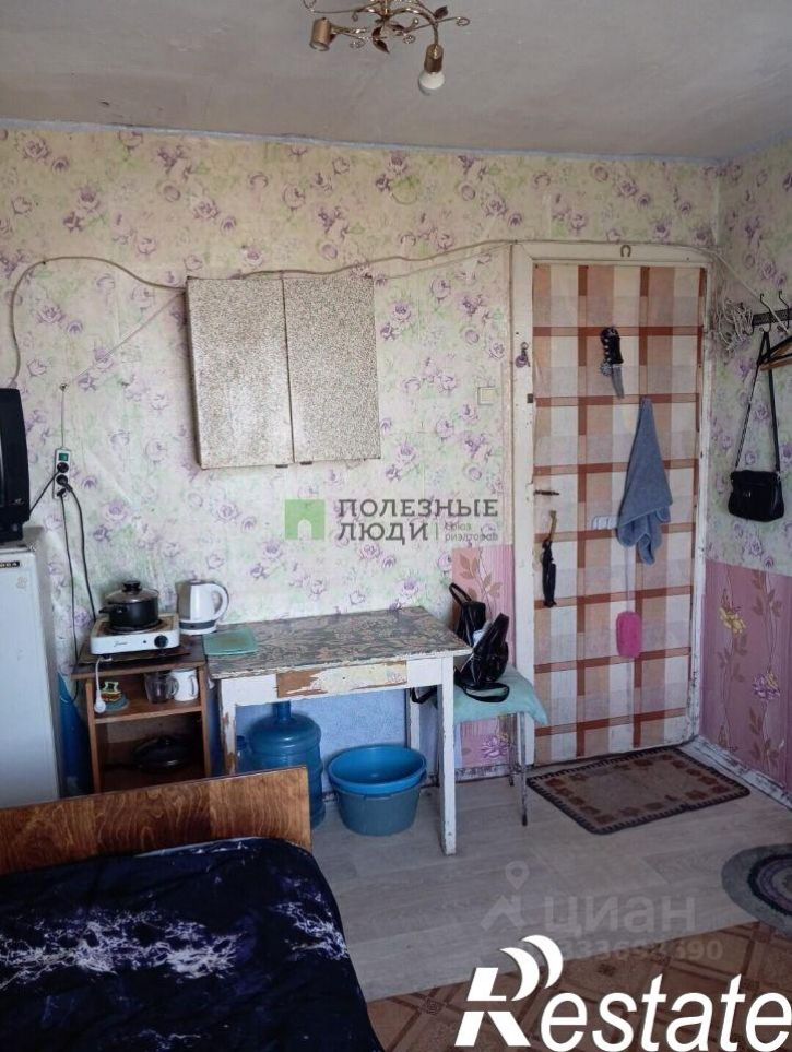 Комната Половинская улица, 8Б,  д. 8Б
