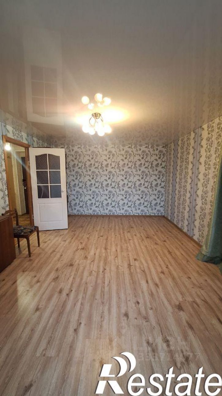 3-комн квартира проспект Конституции, 58А,  д. 58А