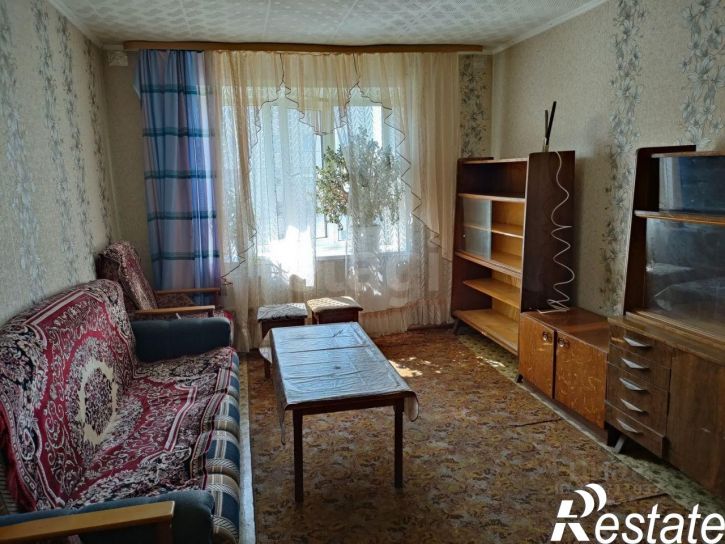 Комната проспект Конституции, 77Б,  д. 77Б