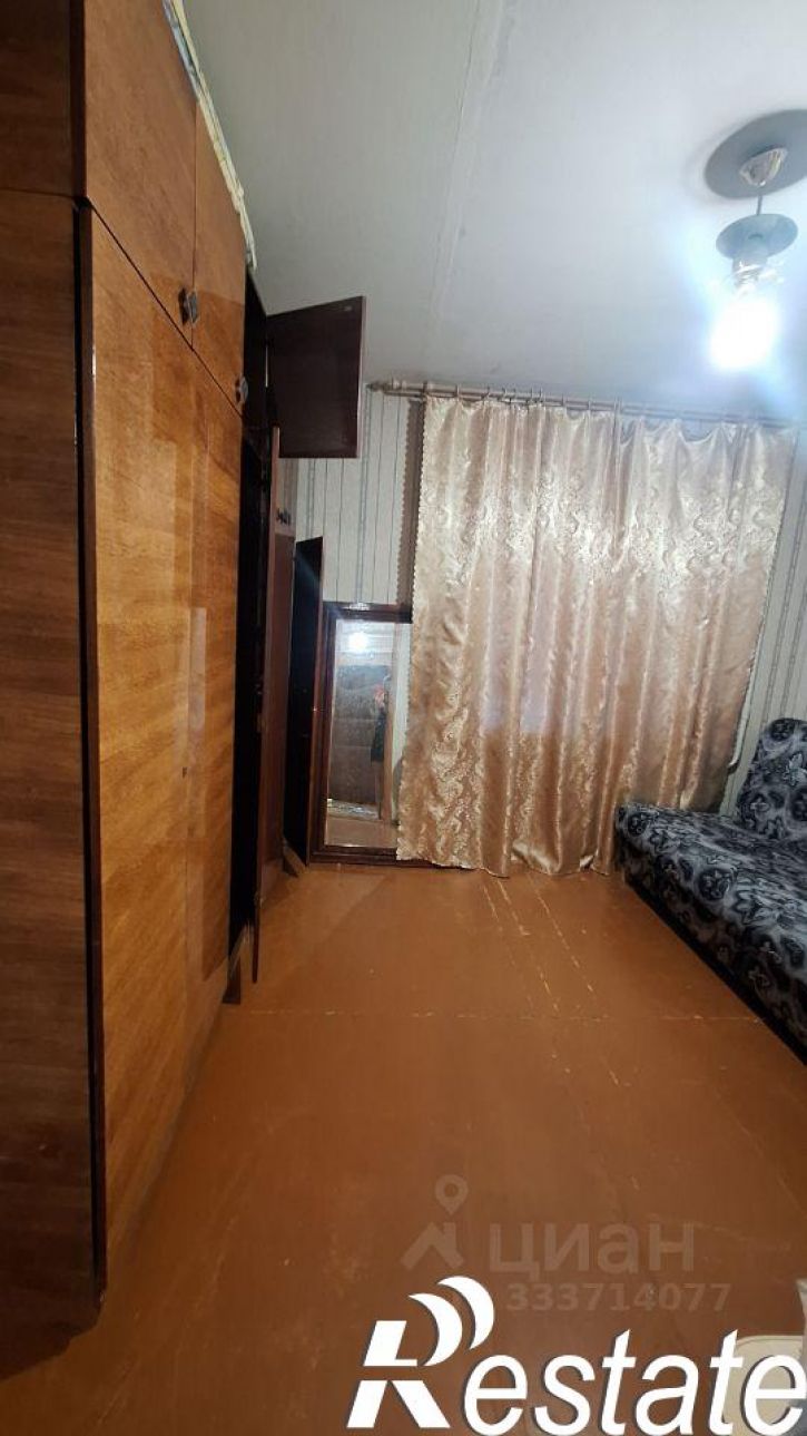 3-комн квартира проспект Конституции, 58А,  д. 58А