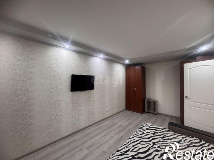 1-комн квартира улица Бурова-Петрова, 97Б,  д. 97Б