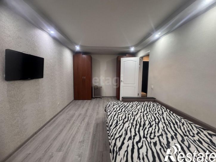 1-комн квартира улица Бурова-Петрова, 97Б,  д. 97Б