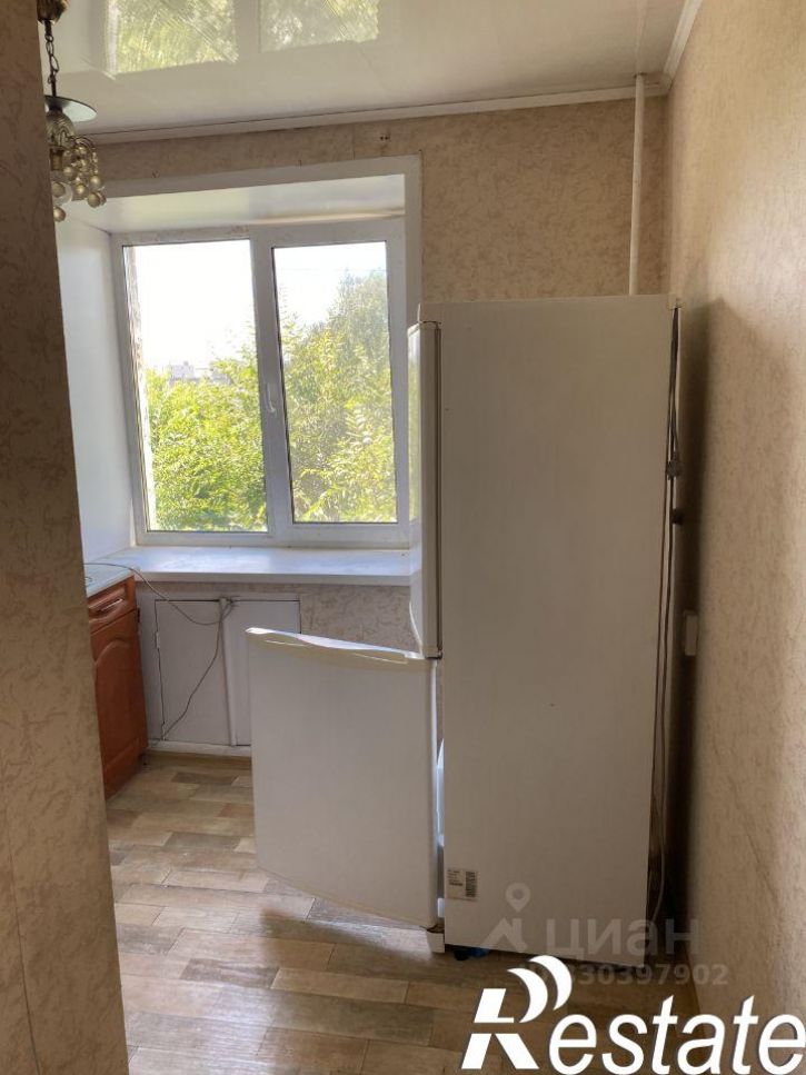 2-комн квартира улица Бурова-Петрова, 9,  д. 9