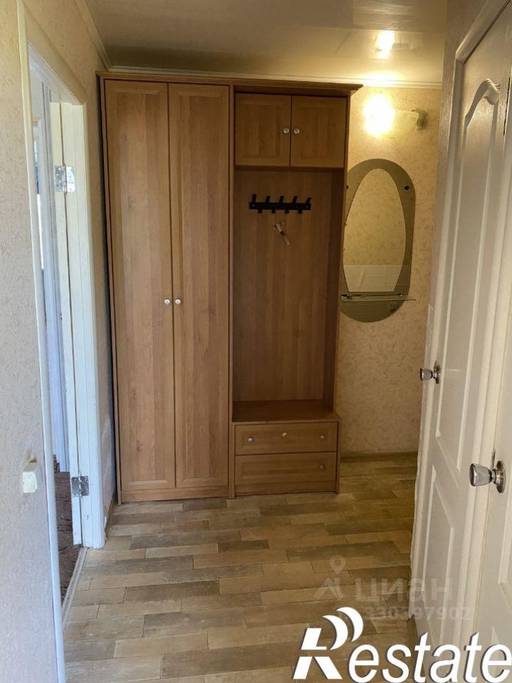 2-комн квартира улица Бурова-Петрова, 9,  д. 9