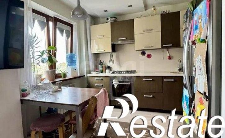 2-комн квартира улица Рихарда Зорге, 20,  д. 20