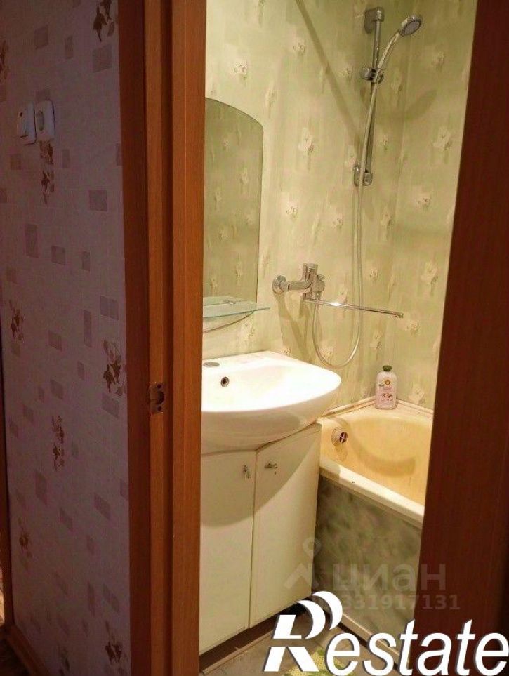 1-комн квартира улица Дзержинского, 37,  д. 37