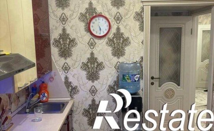 3-комн квартира жилой район Заозёрный, 2-й микрорайон, 8