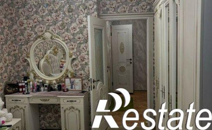 3-комн квартира жилой район Заозёрный, 2-й микрорайон, 8
