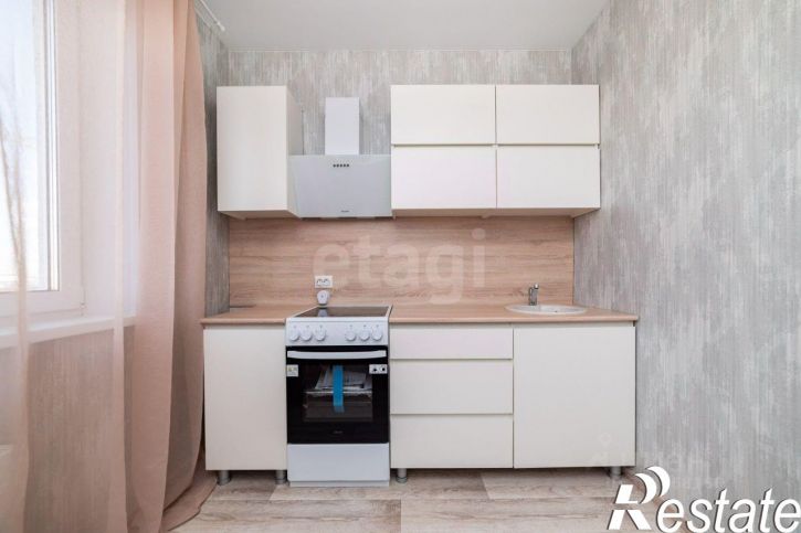 1-комн квартира 8-й микрорайон, 5,  д. 5