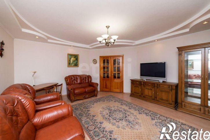 3-комн квартира улица Климова, 52,  д. 52