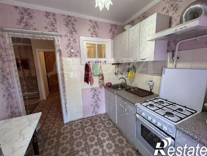 2-комн квартира улица Красина, 23,  д. 23