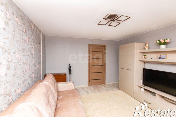 2-комн квартира улица Дзержинского, 37,  д. 37