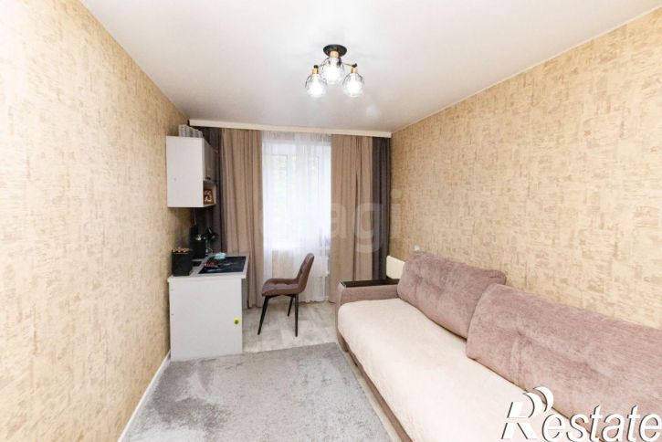 2-комн квартира улица Дзержинского, 37,  д. 37