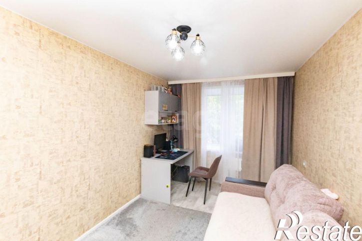 2-комн квартира улица Дзержинского, 37,  д. 37