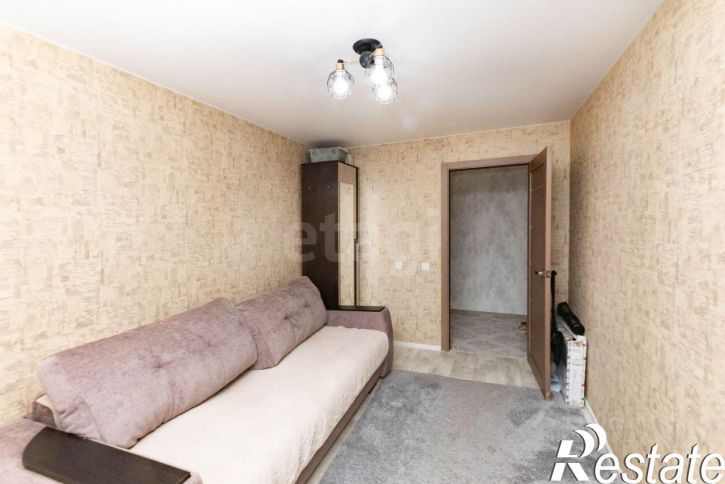 2-комн квартира улица Дзержинского, 37,  д. 37
