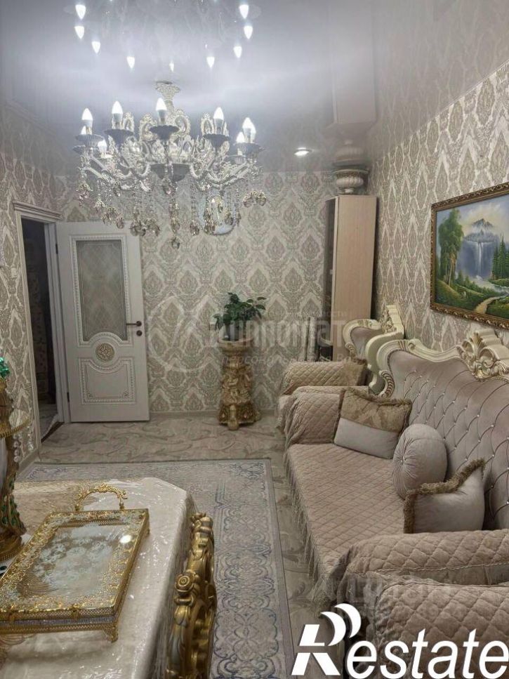 3-комн квартира Курган г., Заозерный, 2-й мкр., д.8