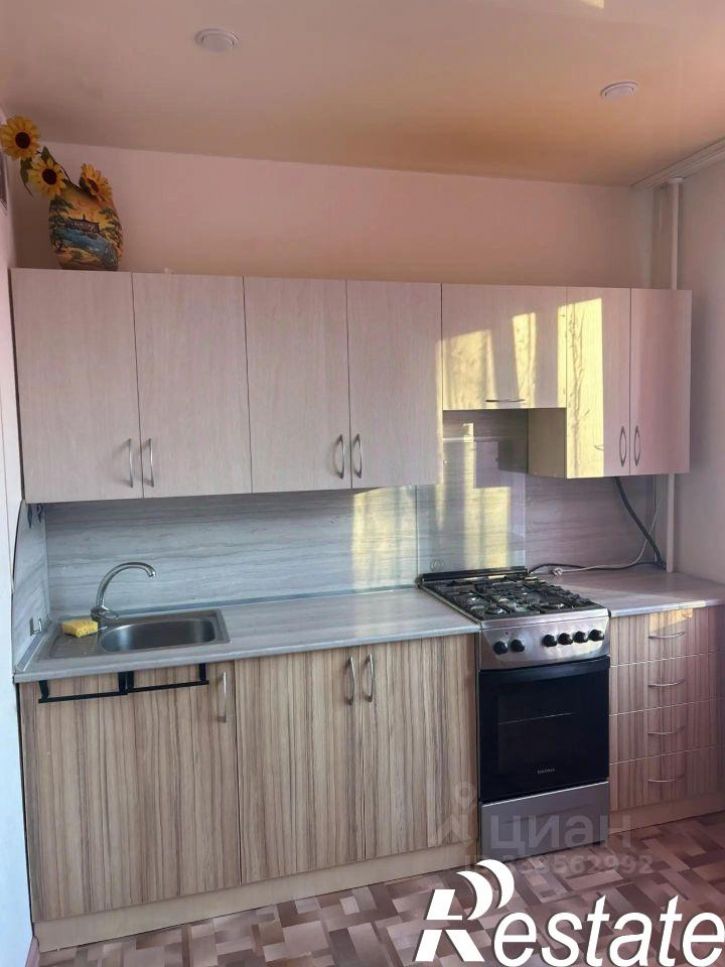 2-комн квартира Курган г, 3-й мкр., 5