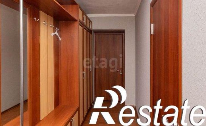 2-комн квартира жилой район Заозёрный, 5-й микрорайон, 4А