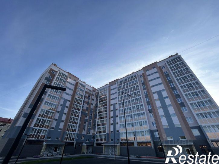 3-комн квартира улица Карбышева, 52,  д. 52