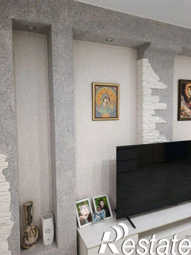 3-комн квартира Карбышева улица, 44а