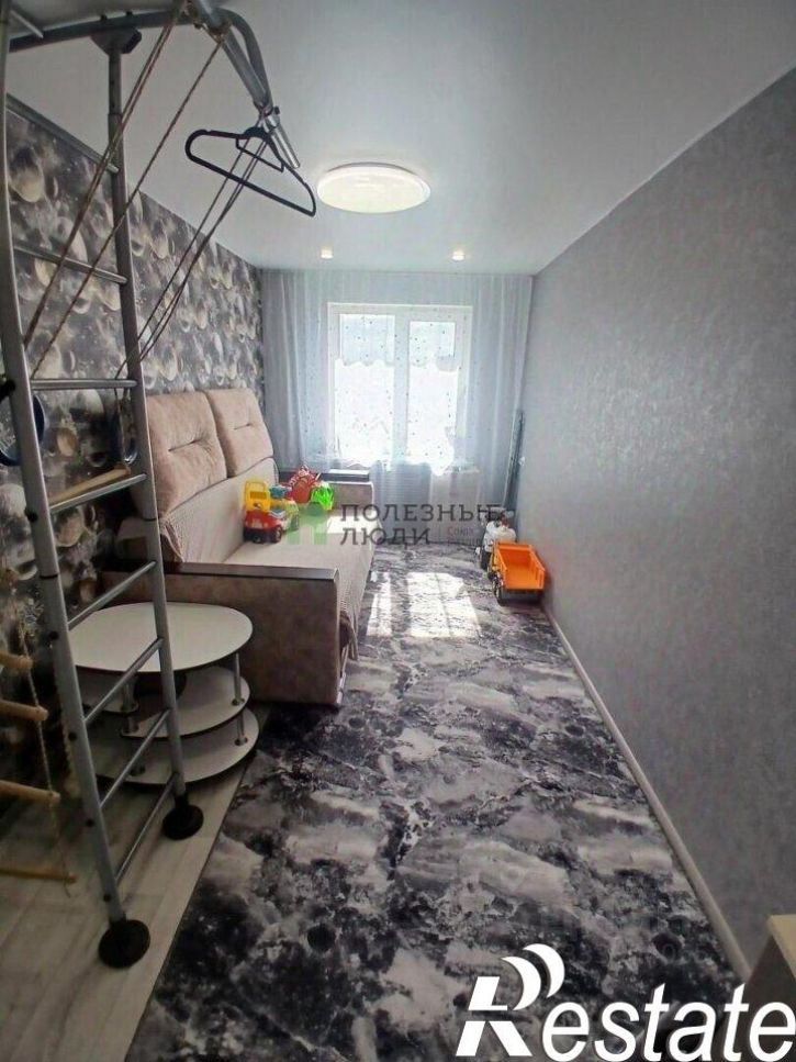 4-комн квартира Рабоче-Крестьянская улица, 10,  д. 10