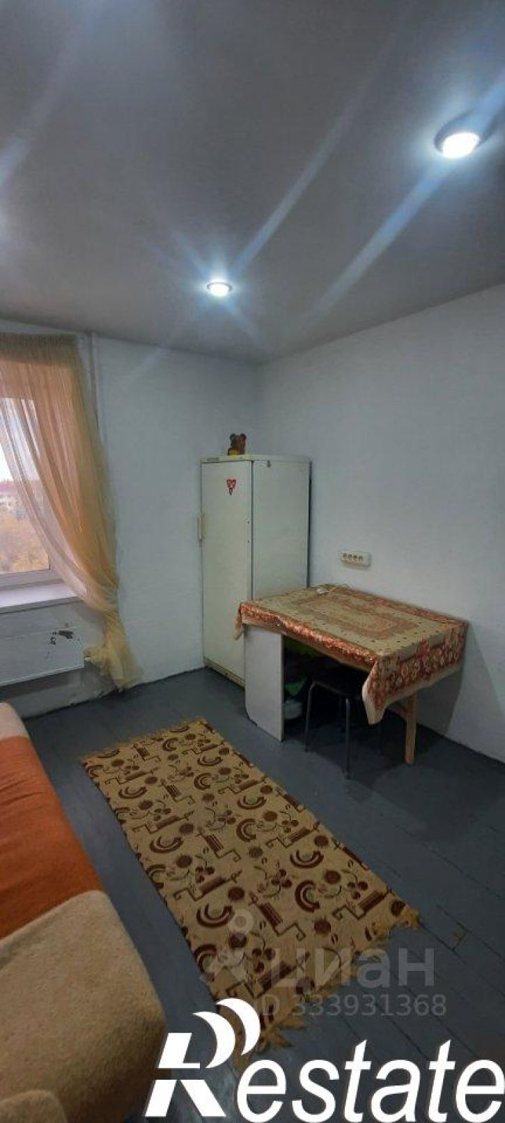 Комната улица Радионова, 20,  д. 20
