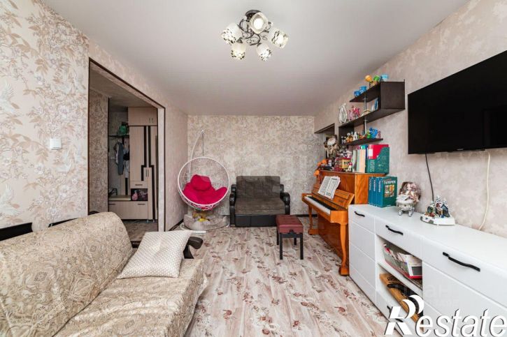 3-комн квартира улица Дзержинского, 42,  д. 42