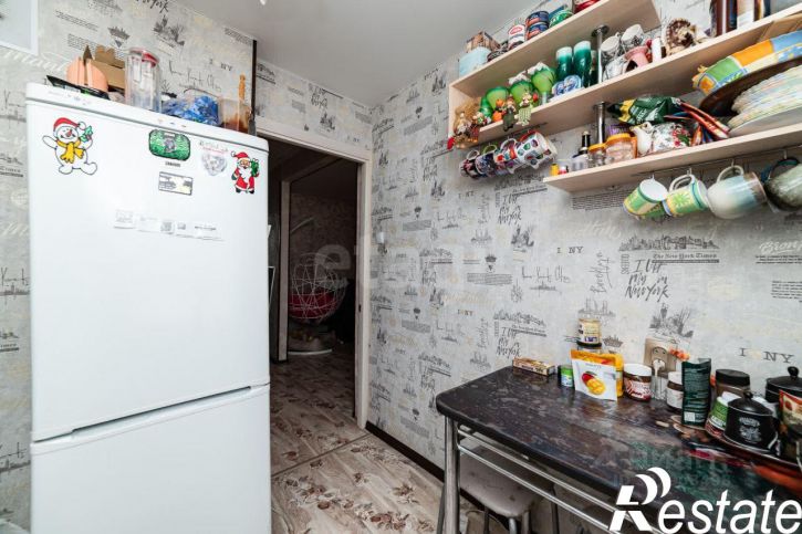 3-комн квартира улица Дзержинского, 42,  д. 42