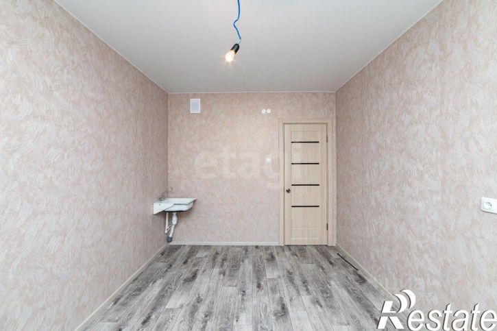 2-комн квартира улица Броневик, 2А,  д. 2А