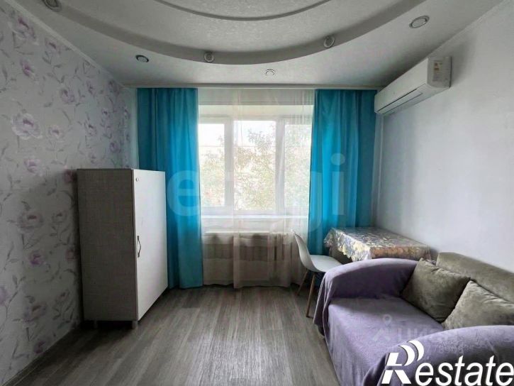 3-комн квартира улица Василия Блюхера, 30,  д. 30