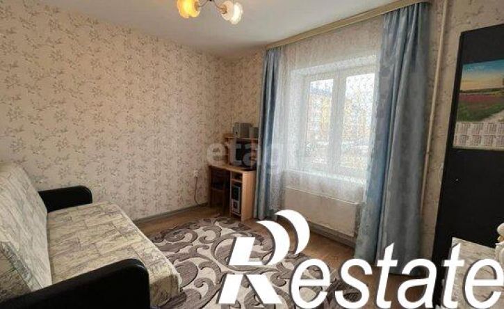 2-комн квартира жилой район Заозёрный, микрорайон 6А, 15к5