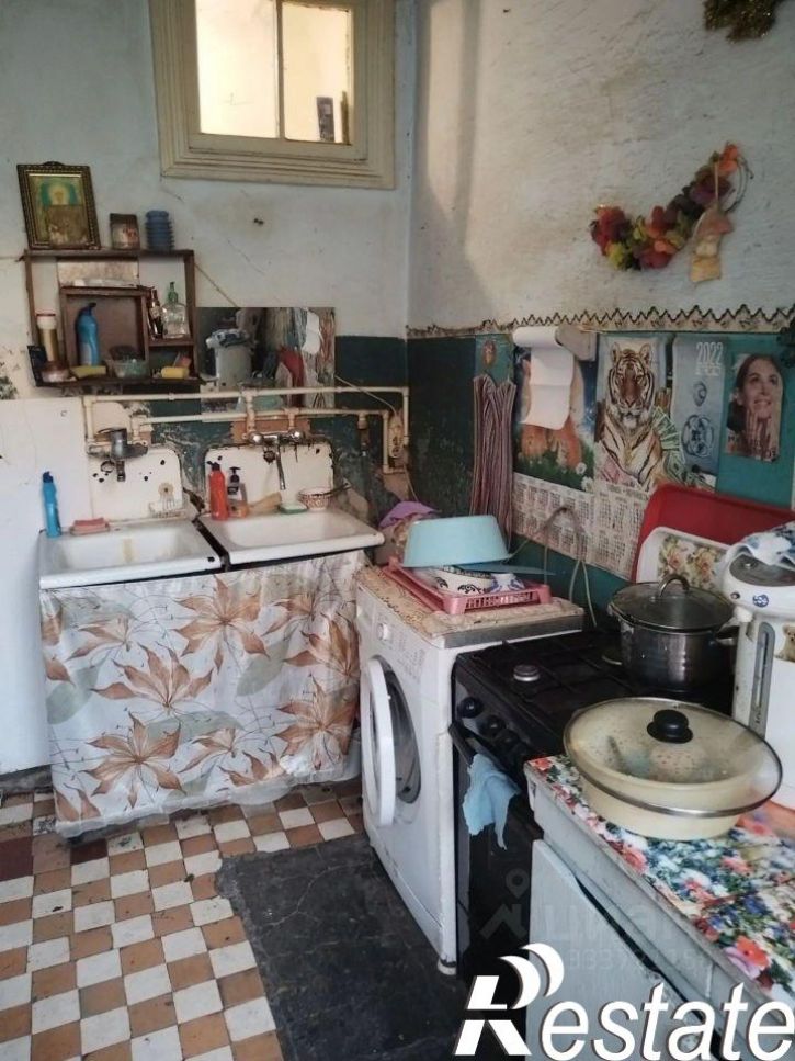 Комната Краснодонская улица, 3,  д. 3