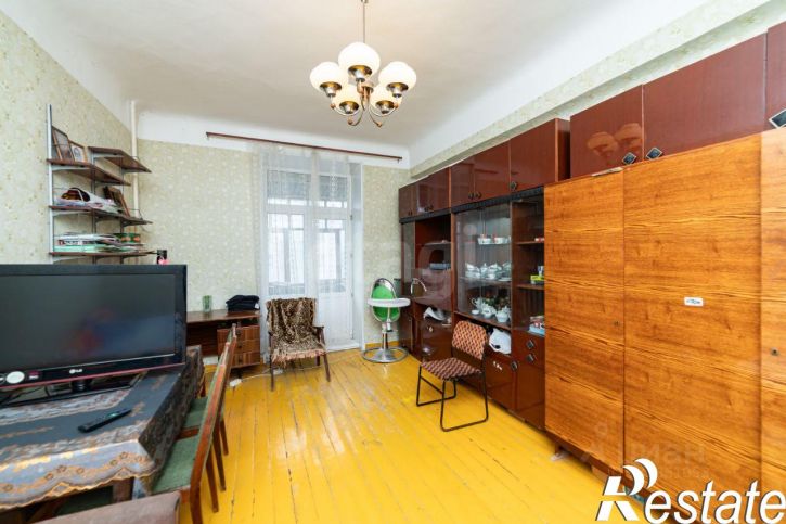 4-комн квартира улица Красина, 70,  д. 70