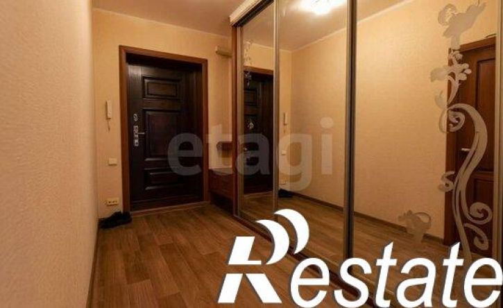 2-комн квартира жилой район Заозёрный, микрорайон 6А, 10