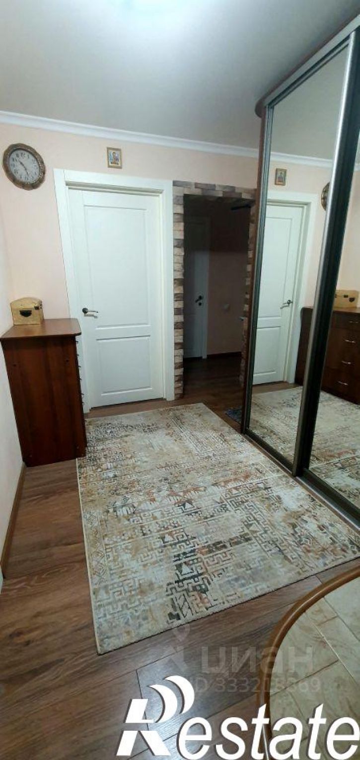 3-комн квартира улица Карбышева, 56Б,  д. 56Б