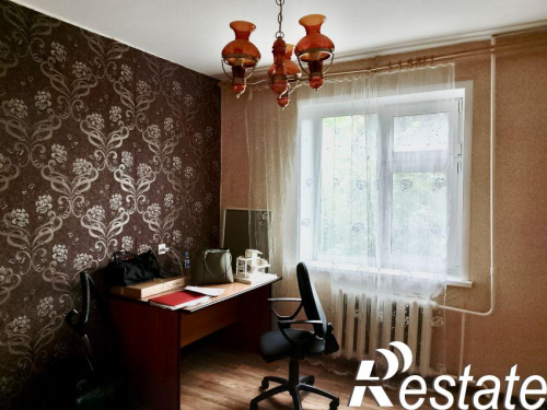Продажа 3-комн квартиры 2 микрорайон, 8