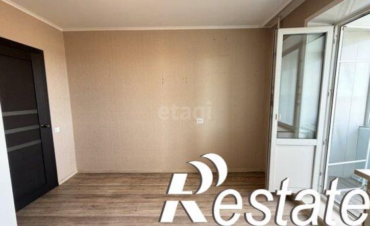 3-комн квартира улица Карбышева, 56Б,  д. 56Б