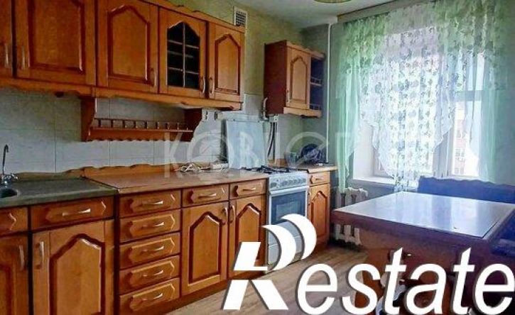 4-комн квартира улица Бурова-Петрова, 1,  д. 1