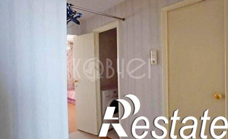 4-комн квартира улица Бурова-Петрова, 1,  д. 1