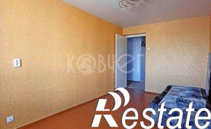 4-комн квартира улица Бурова-Петрова, 1,  д. 1
