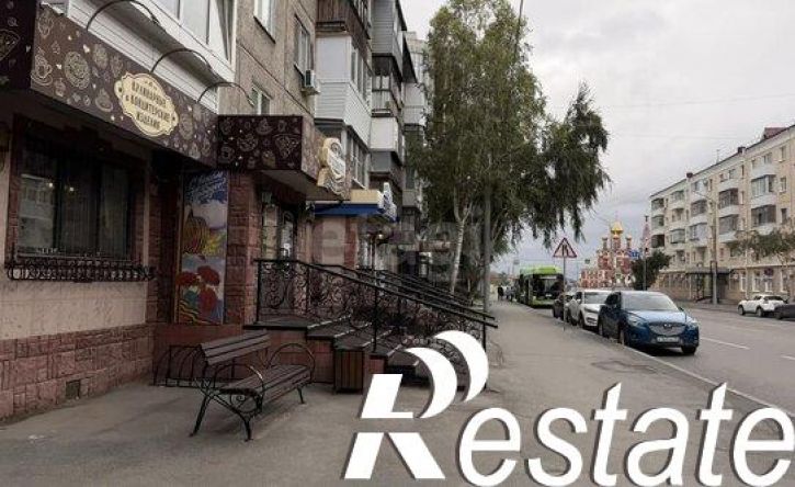 2-комн квартира улица Красина, 40,  д. 40