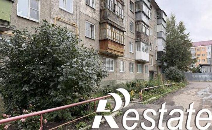 2-комн квартира улица Красина, 40,  д. 40