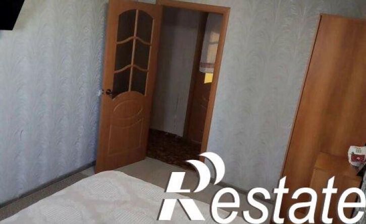 4-комн квартира улица Белинского, 20,  д. 20